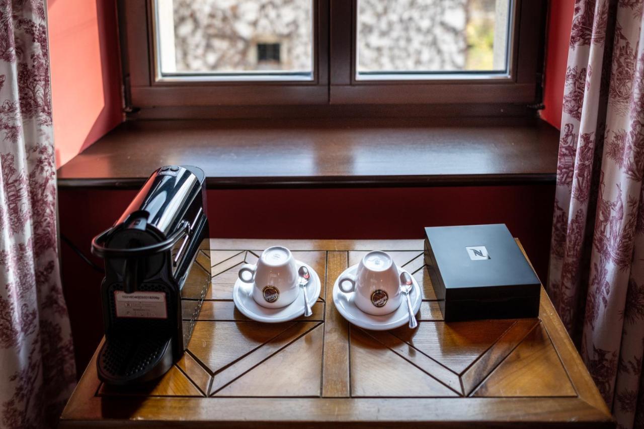 Hotel Grodek Krasków Εξωτερικό φωτογραφία A Nespresso machine in a hotel room